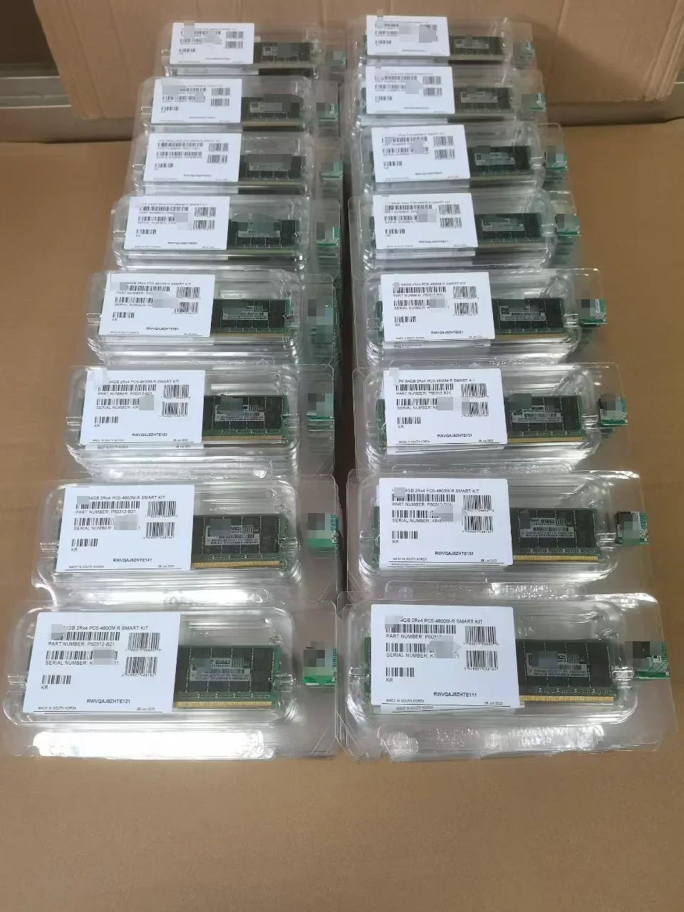 Original Server RAM P43328-B21 -1x 32GB DDR5-4800 Rdimm PC5-38400R Dual Rank x8